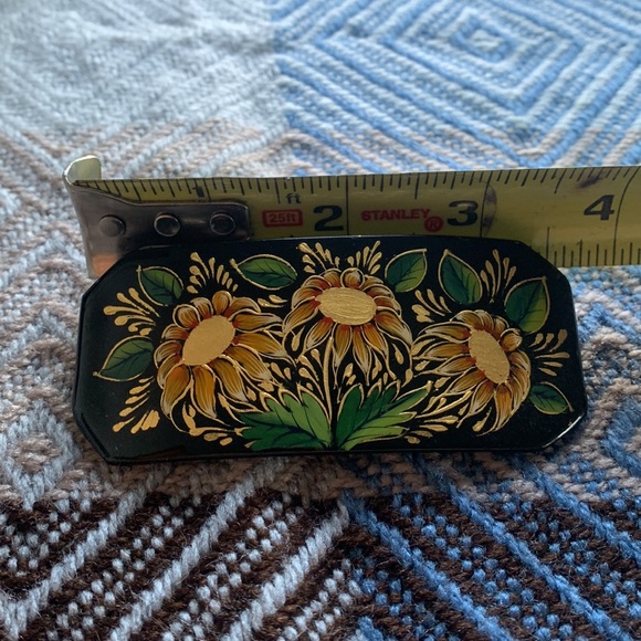 Hand Painted Hair Clip - Picture 5 of 5